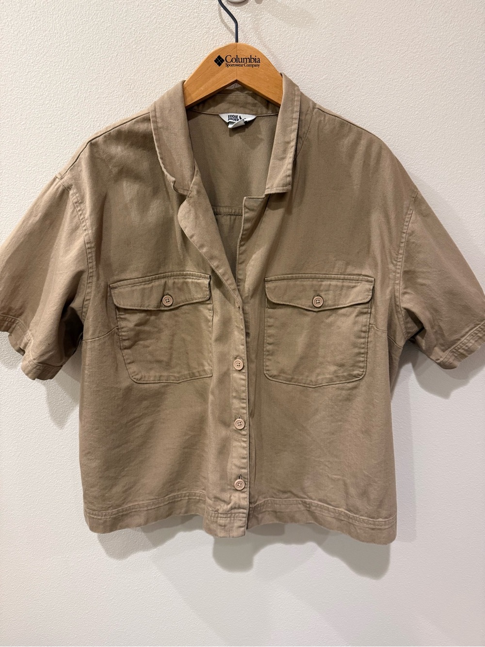 Eddie Bauer Short-Sleeve Boxy Button Up Shirt in Khaki